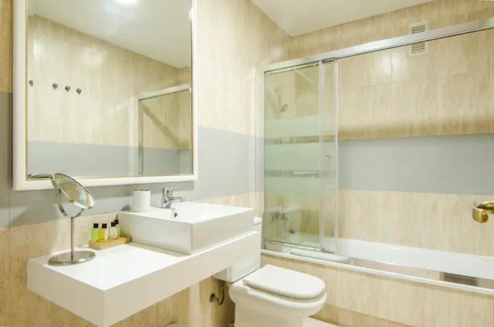 Bright & Spacious- City Center- 2Rooms-2Bathrooms Madrid Exterior foto